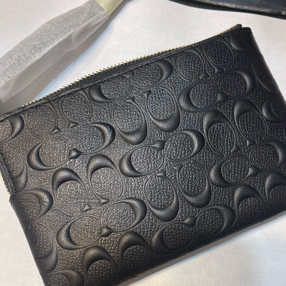 Coach Wristlet - Picture 4 of 10